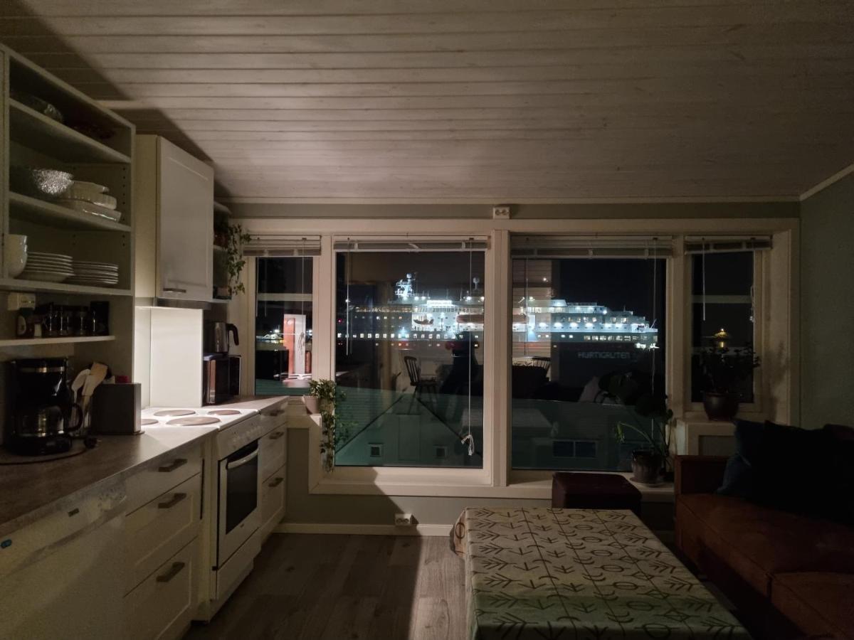 Loftsleilighet midt i sentrum Skjervoy Eksteriør bilde