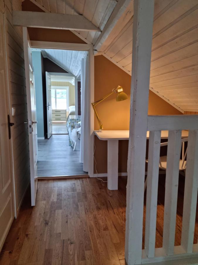 Loftsleilighet midt i sentrum Skjervoy Eksteriør bilde