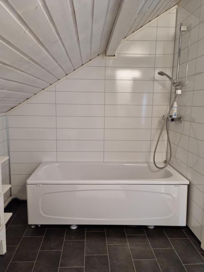 Loftsleilighet midt i sentrum Skjervoy Eksteriør bilde