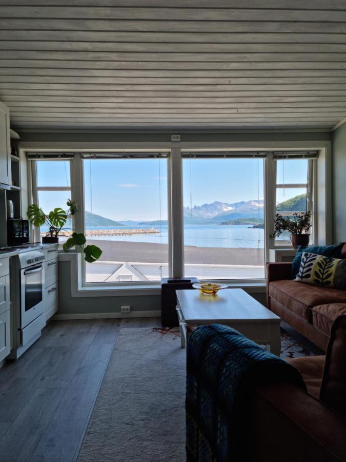Loftsleilighet midt i sentrum Skjervoy Eksteriør bilde